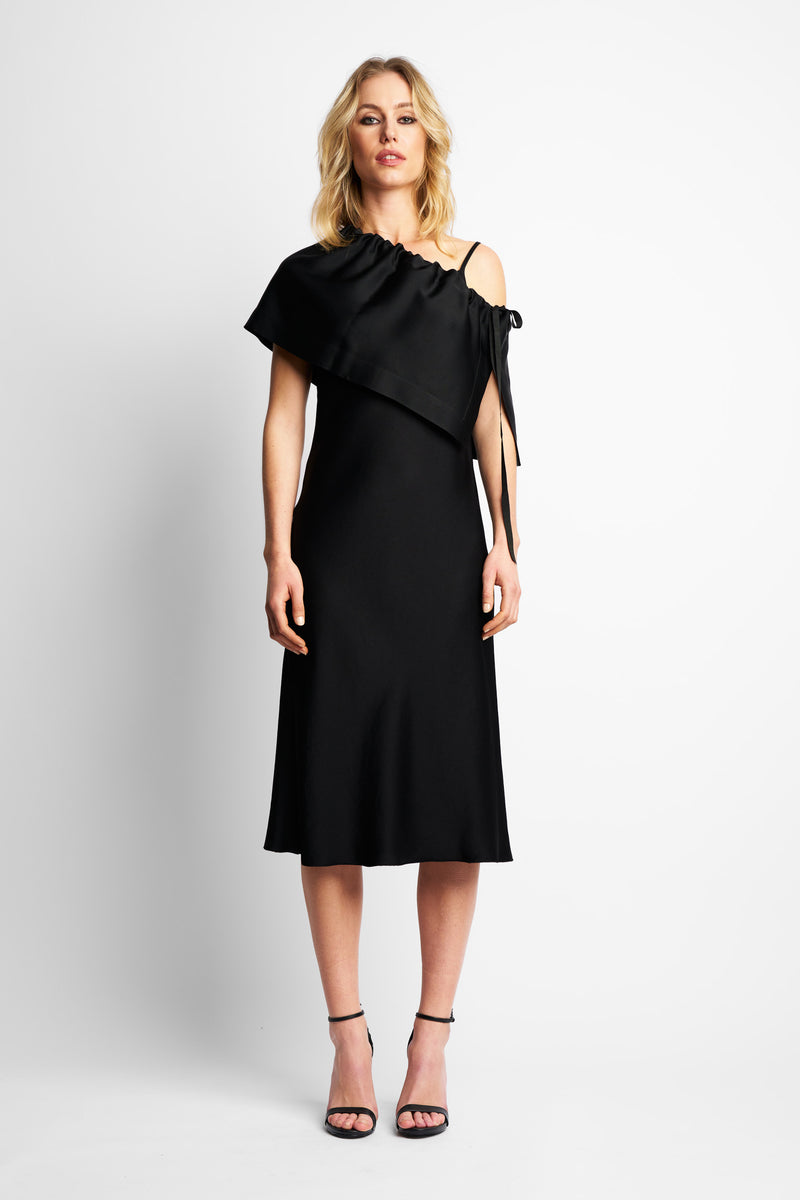 SHOULDER COVER CARVEN | BLACK