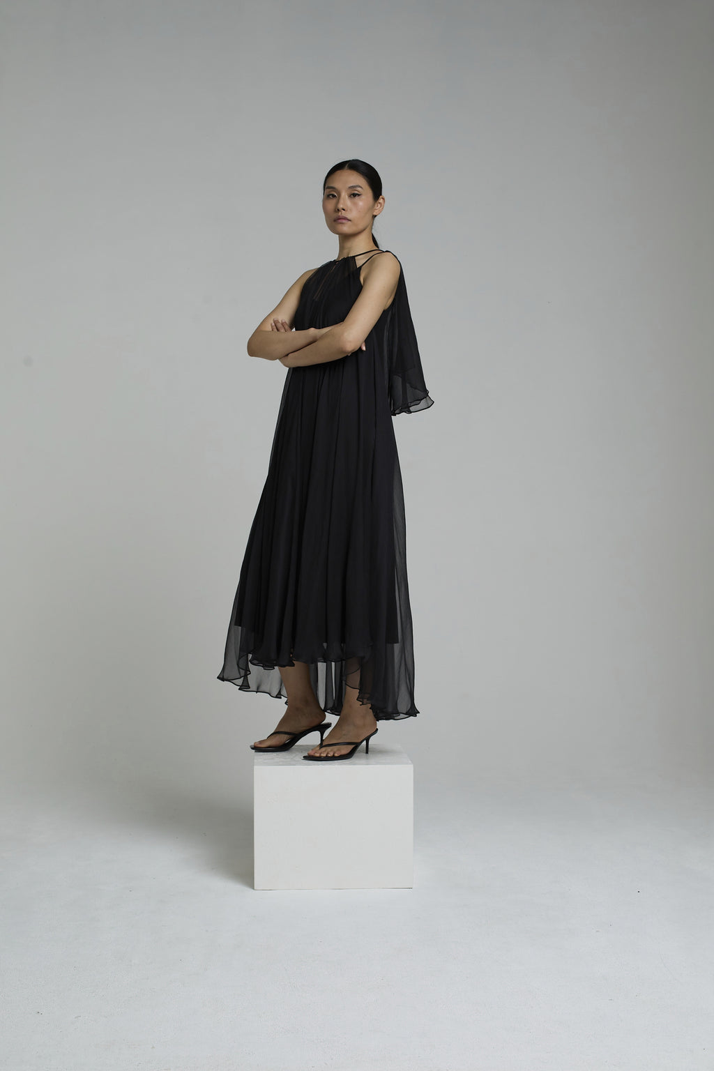 DRESS AMBER BLACK | BLACK