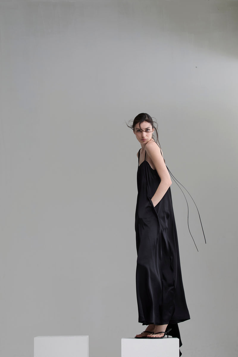 DRESS CAT | BLACK
