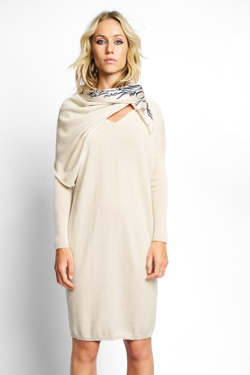 SCARF ELISA | LIGHT VISON
