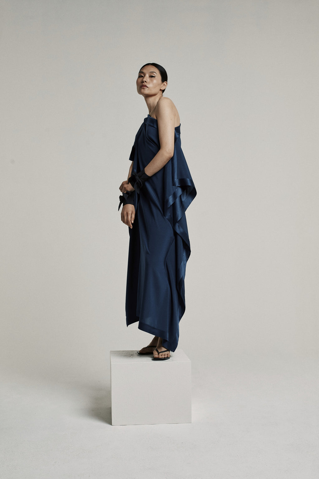 FRIEDA SILK DRESS | BLUE BLACK