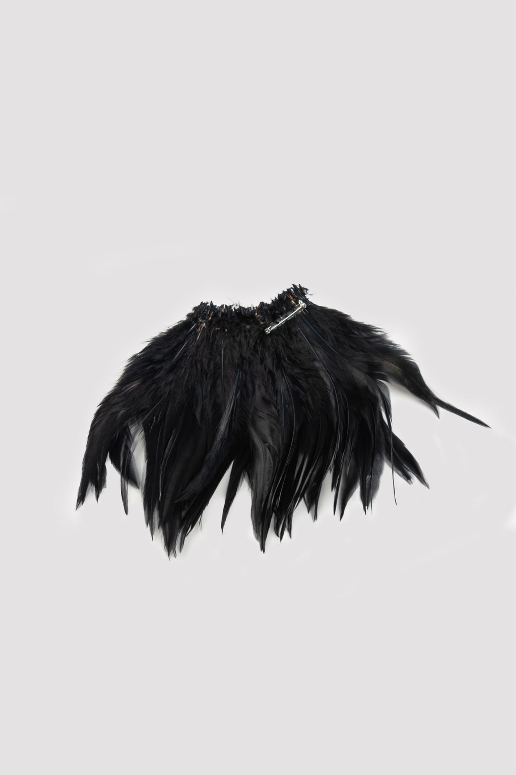 CAP KAY FEATHER BROOCHE | BLACK