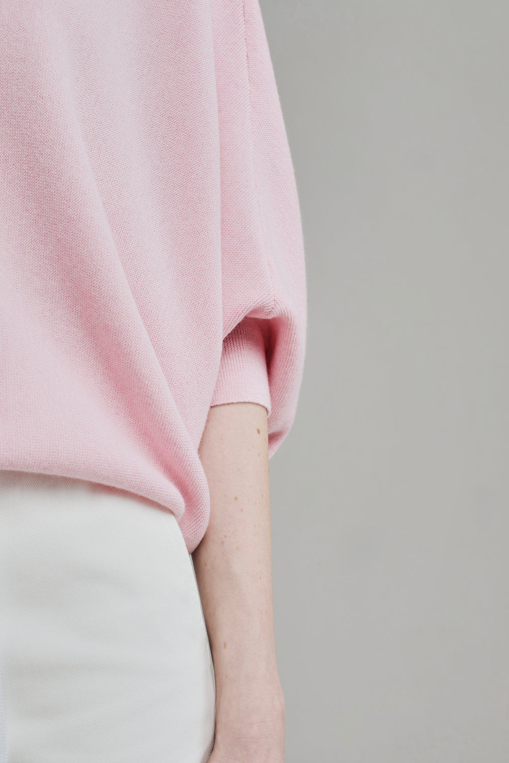 BO MERINO WOOL PULL | SUPER LIGHT PINK