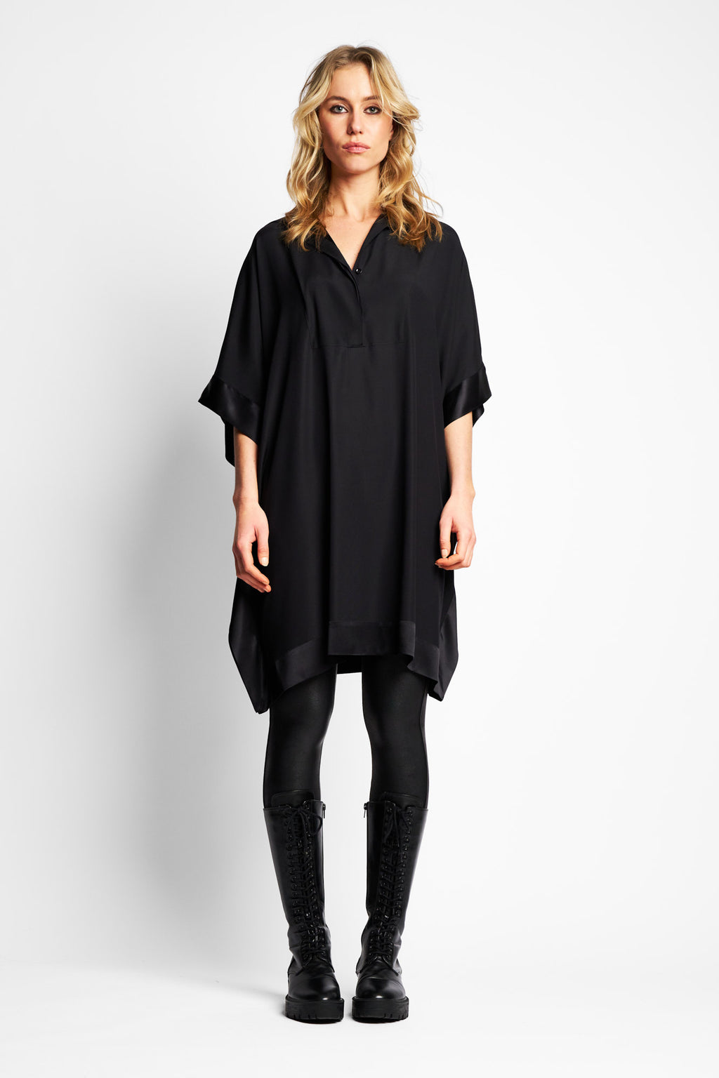 TOGA MUZE | BLACK