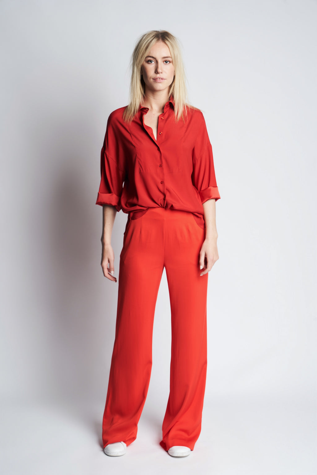 PANTS SILKY XO | BRIGHT RED