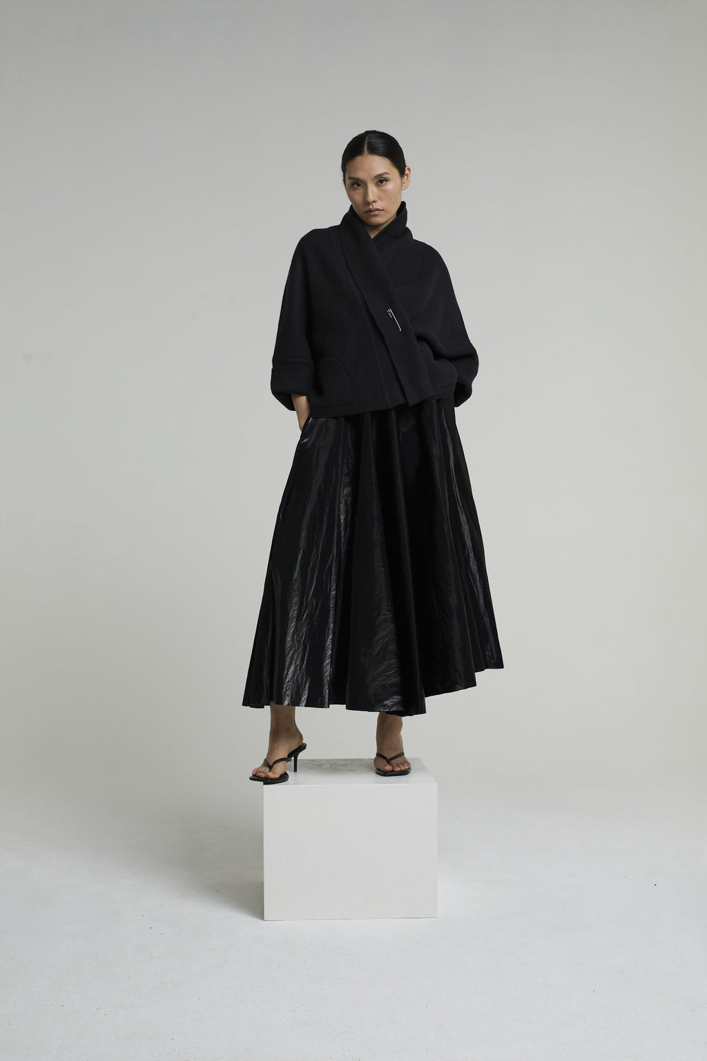 CARDIGAN EAGLE | BLACK
