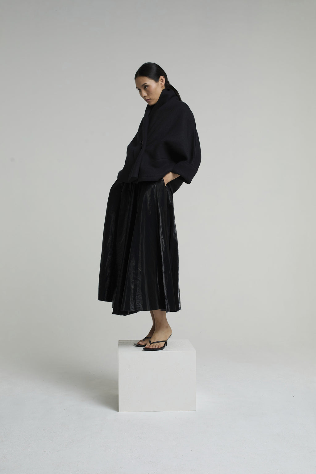 CARDIGAN EAGLE | BLACK